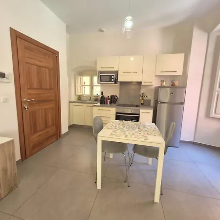 Appartement De Charme Au Coeur De La Citadelle *