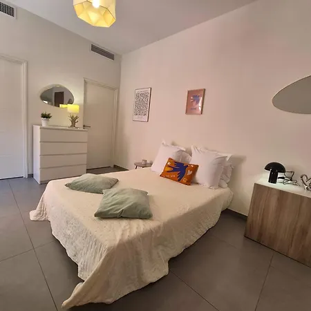 De Charme Au Coeur De La Citadelle Appartement Bastia (Corsica)